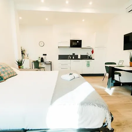 Maison Salvia Apartment *